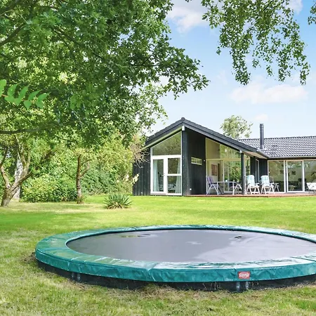 Holiday home Gorgeous In With Wifi Dronningmolle